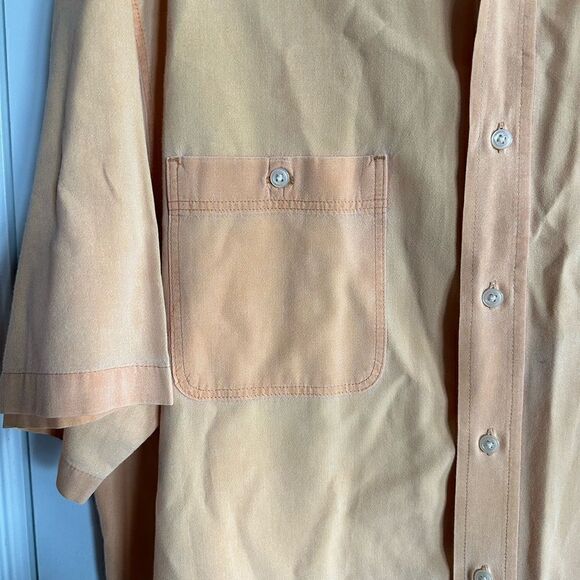 EUC Eddie Bauer Mens Long Sleeve Button Up Shirt with Pockets - Size Large - Picture 4 of 6